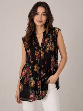 Ninety Black Floral  V-Neck Sleeveless Blouse